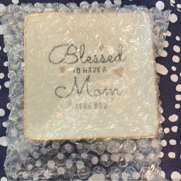 Blessed to Have a Mom Like You Glazed Porcelain Ceramic Jewelry Trinket Tray - Picture 5 of 6